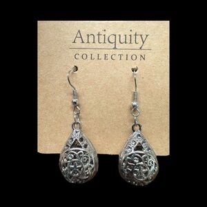 Antiquity Collection Silver Drop Earrings